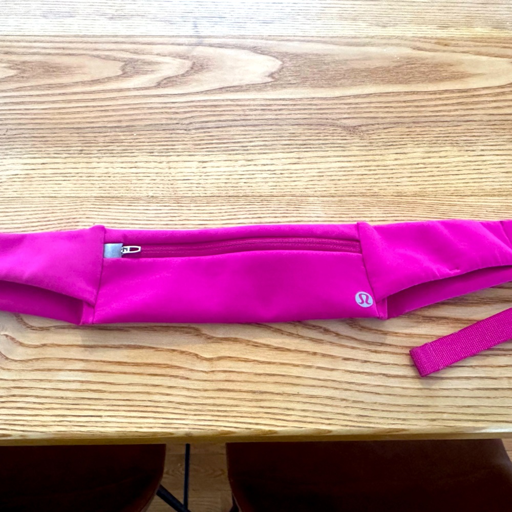 Lululemon fast and free running belt